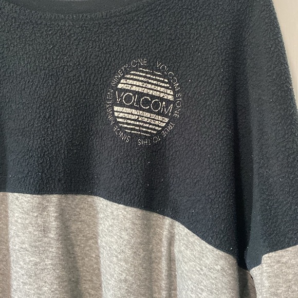 Volcom sweatshirt - Picture 2 of 5